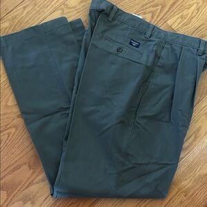 Dockers Olive Green Men's Chino Pants